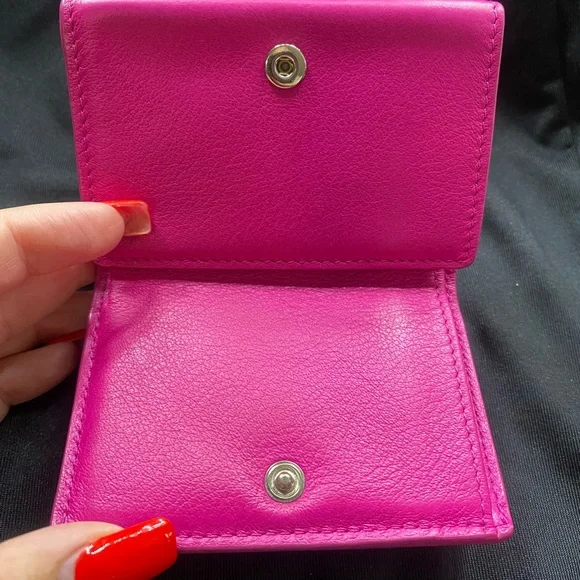💕🤭 Balenciaga pink wallet! - Picture 3 of 16